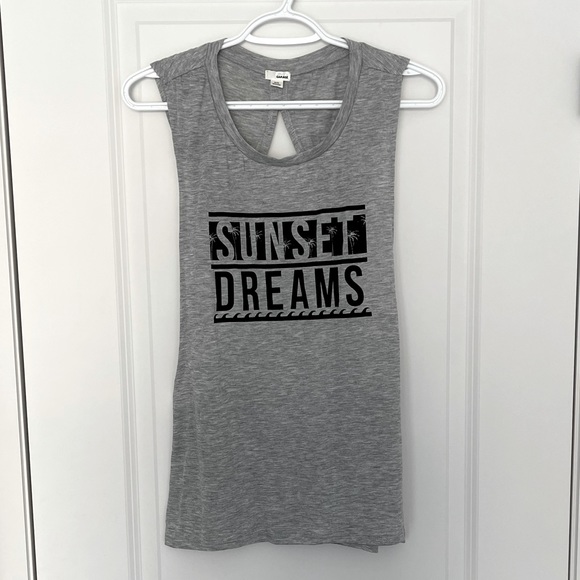 💕3/20$ NWOT Garage Open Back Muscle Tank - Picture 1 of 3